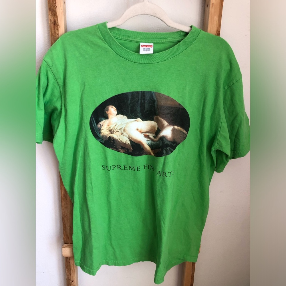 Supreme tee